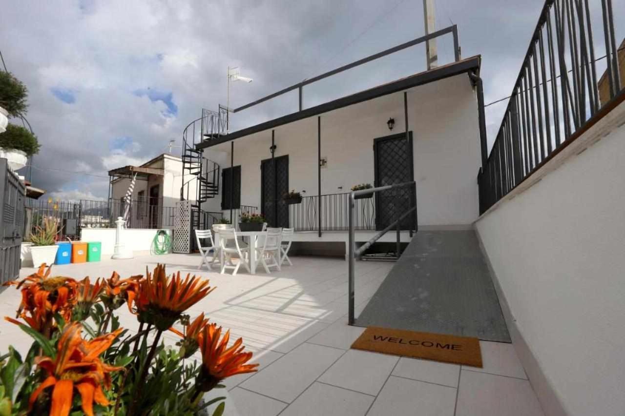 Nido Pompeiano Casa Vacanze Bagian luar foto