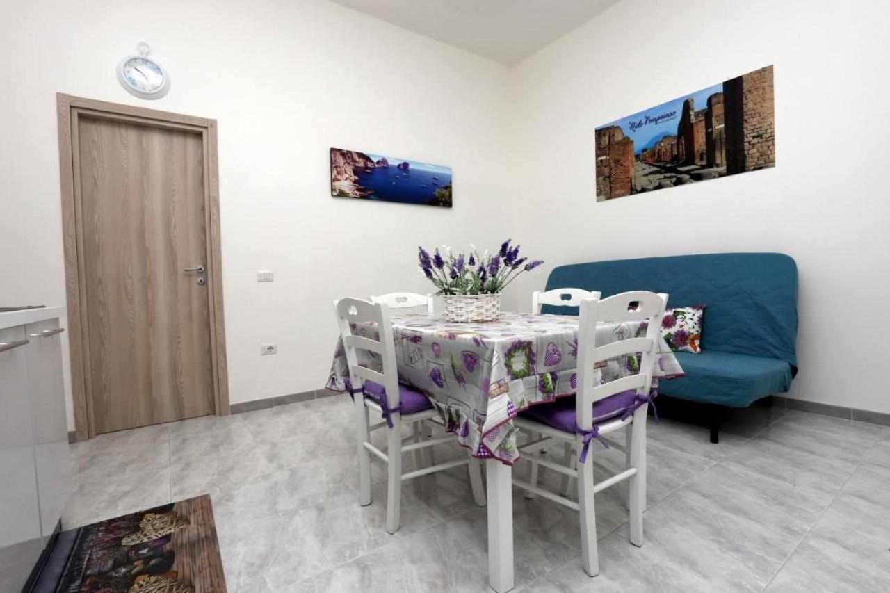 Nido Pompeiano Casa Vacanze Bagian luar foto